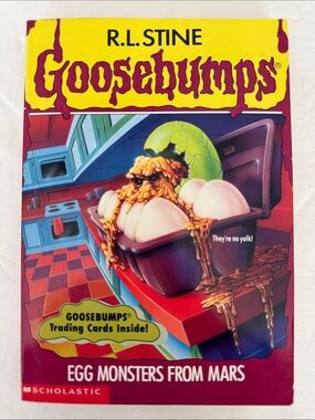 Goosebumps Egg Monsters from Mars 1st Print 1996 withTrading Cards & Bookmark